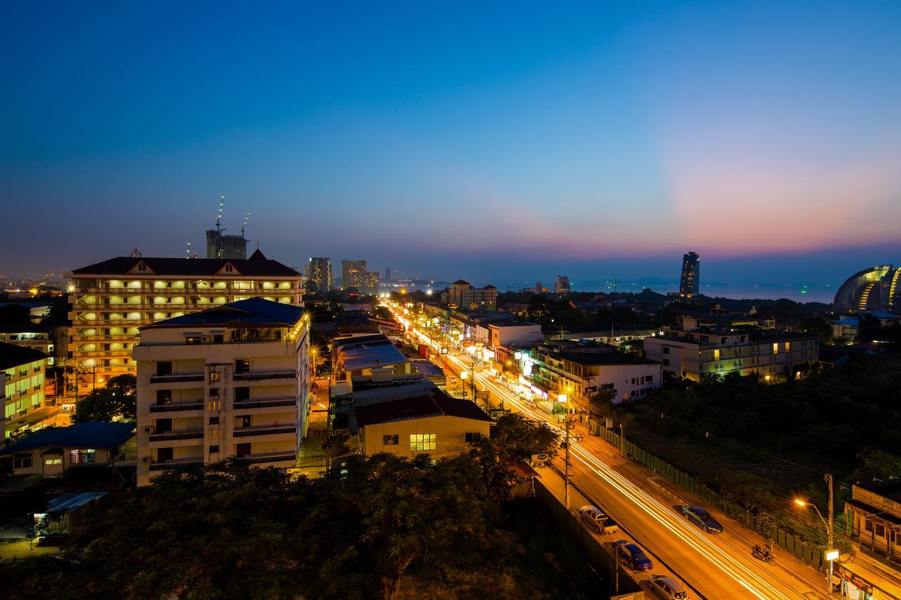 Hotel Aiyara Palace Pattaya Exteriér fotografie